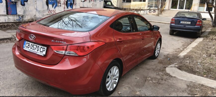 Hyndai Elantra