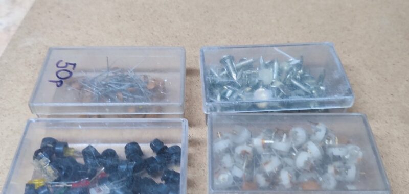 Plasticne kutijice 85x40x25mm