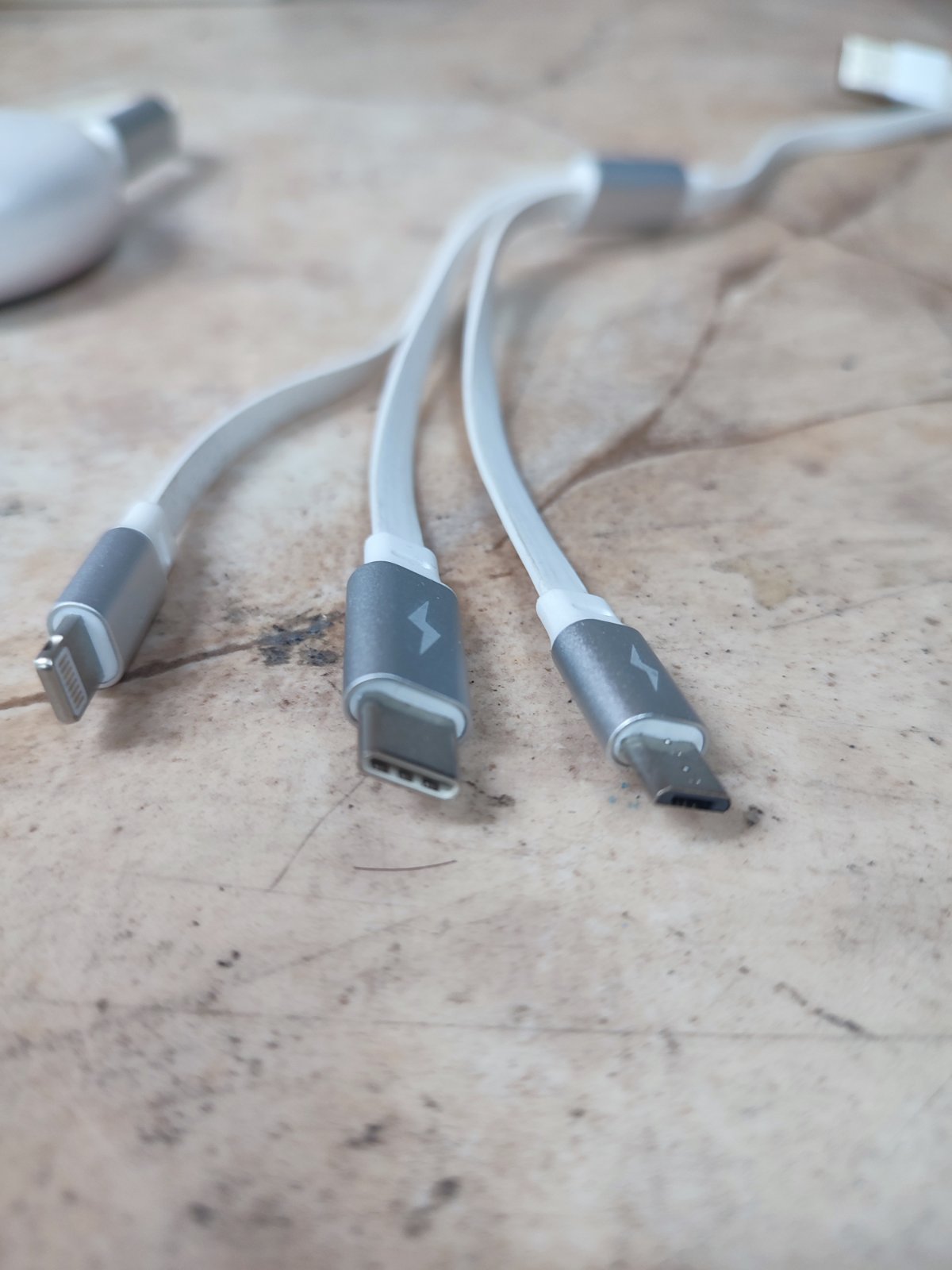 Kabl USB + lighting za Apple