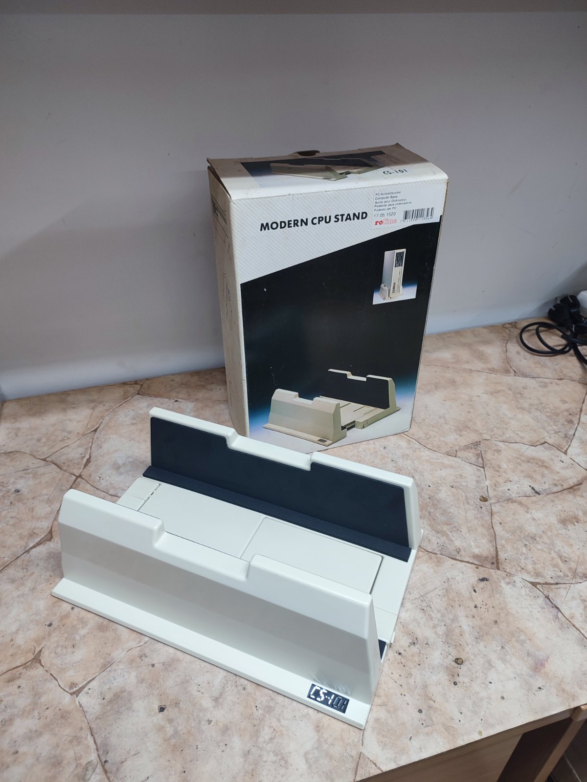 Postolje za PC racunar – podesivo