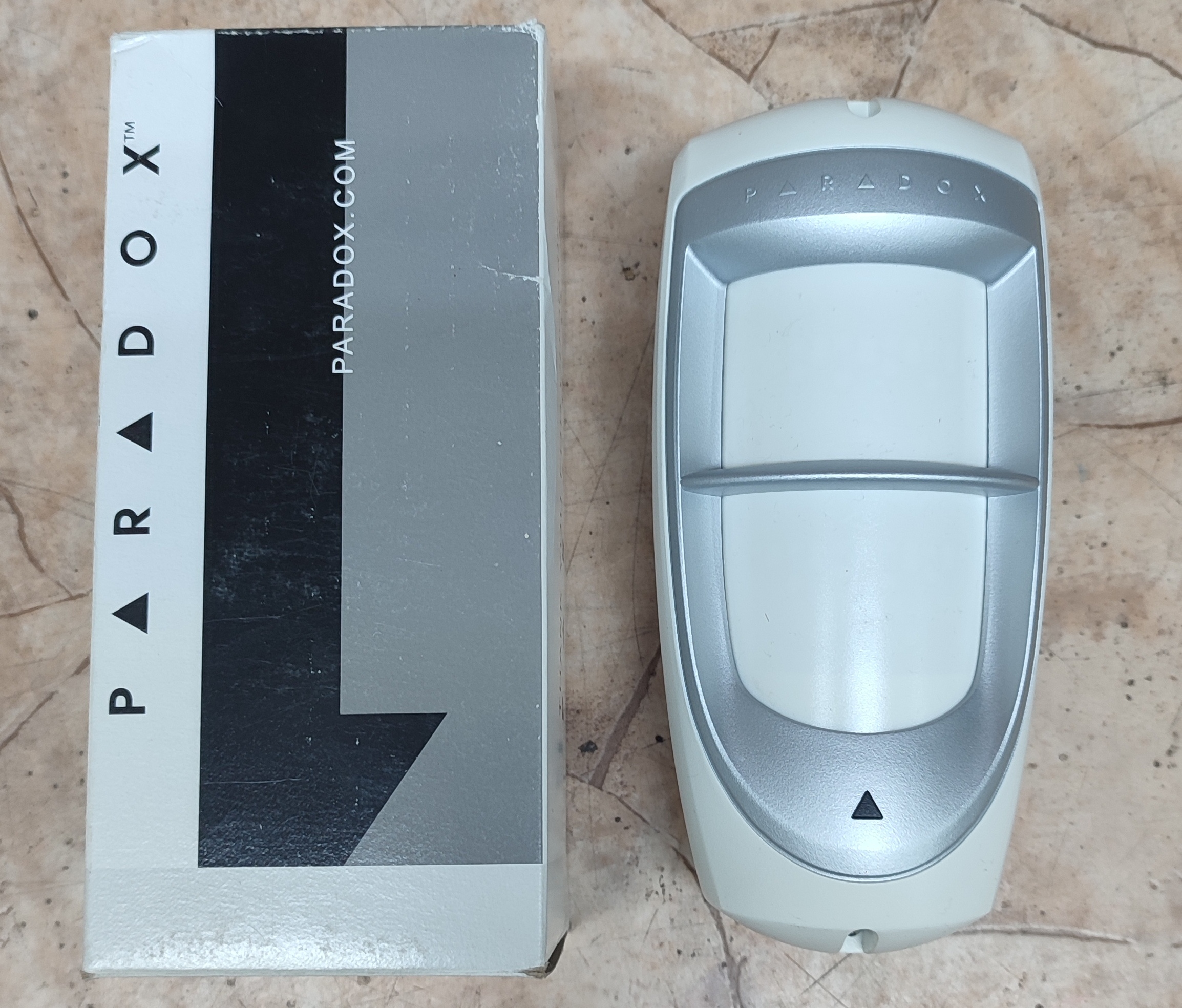 PARADOX spoljni senzor DG85