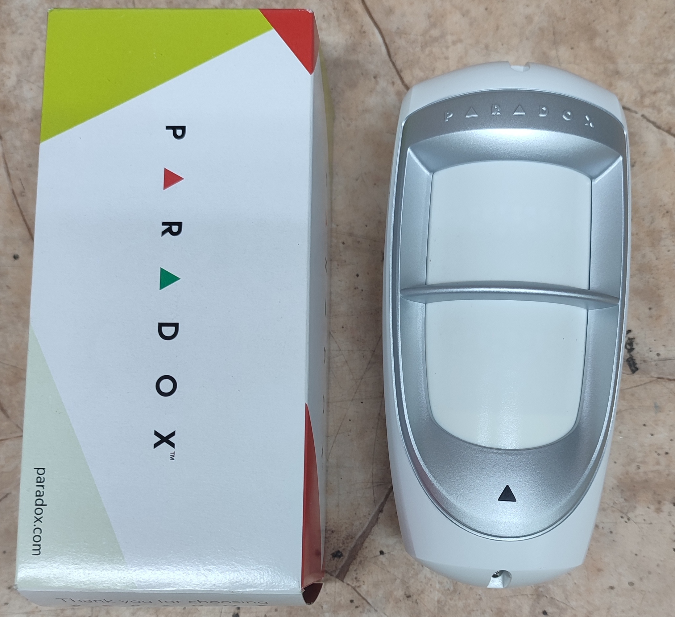 PARADOX bezicni spoljni senzori