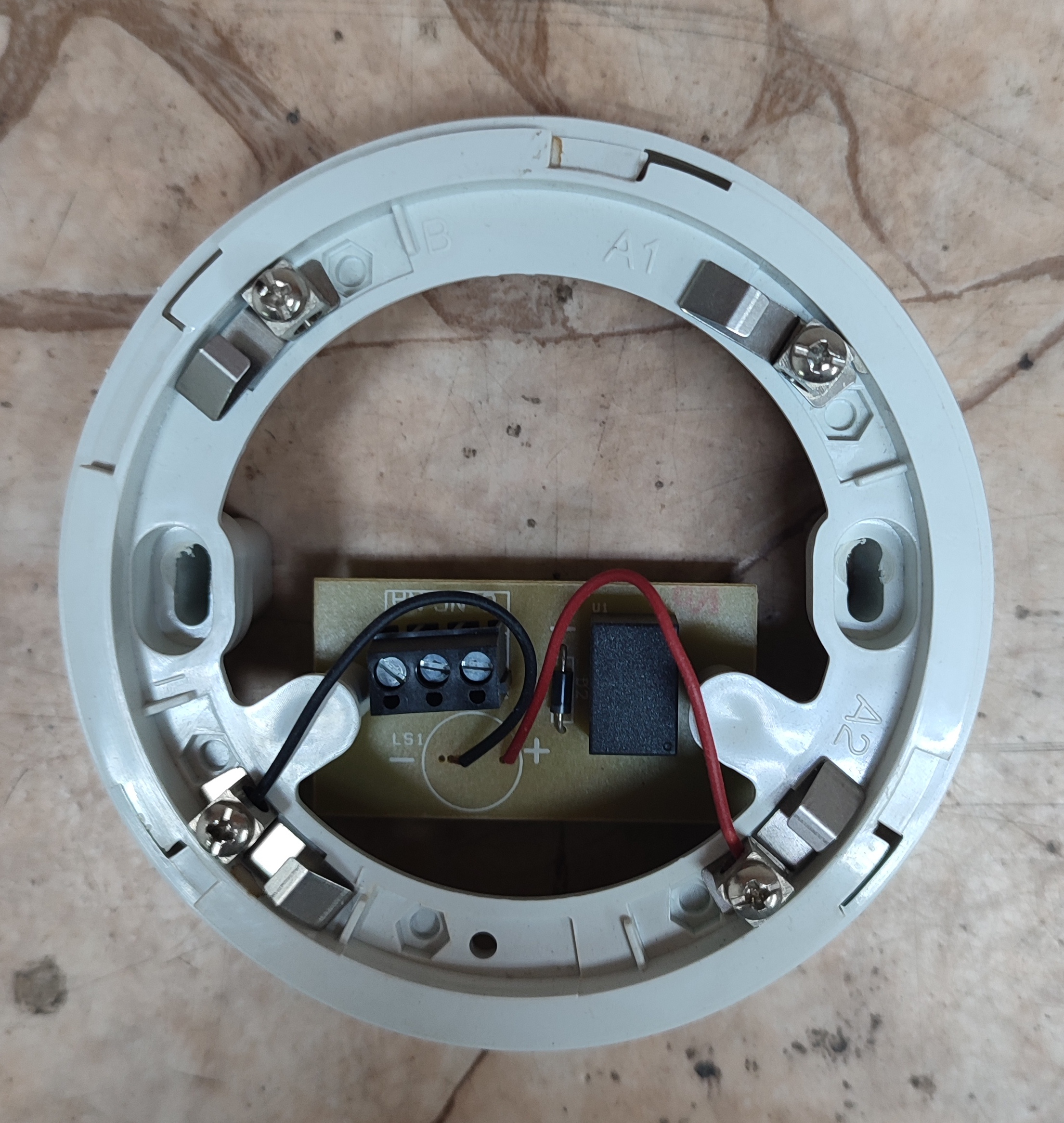 Protivpozarni senzor NB338-4HAR