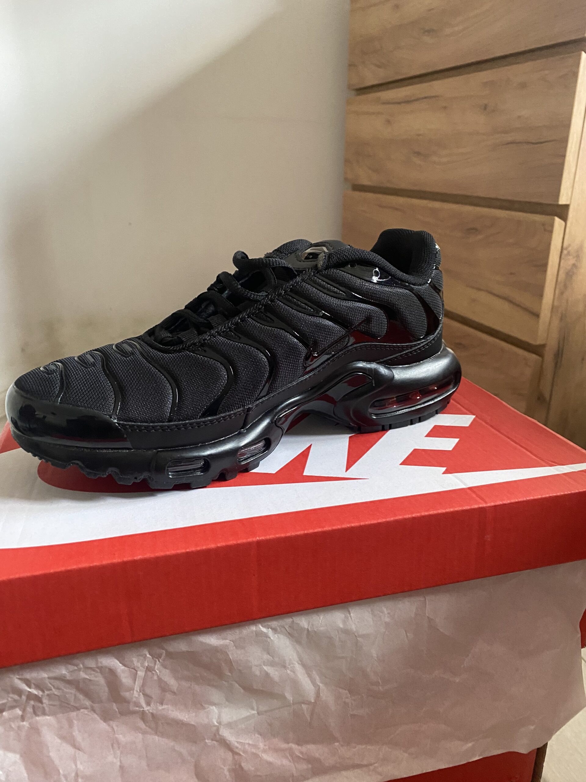 Nike Tn triple black