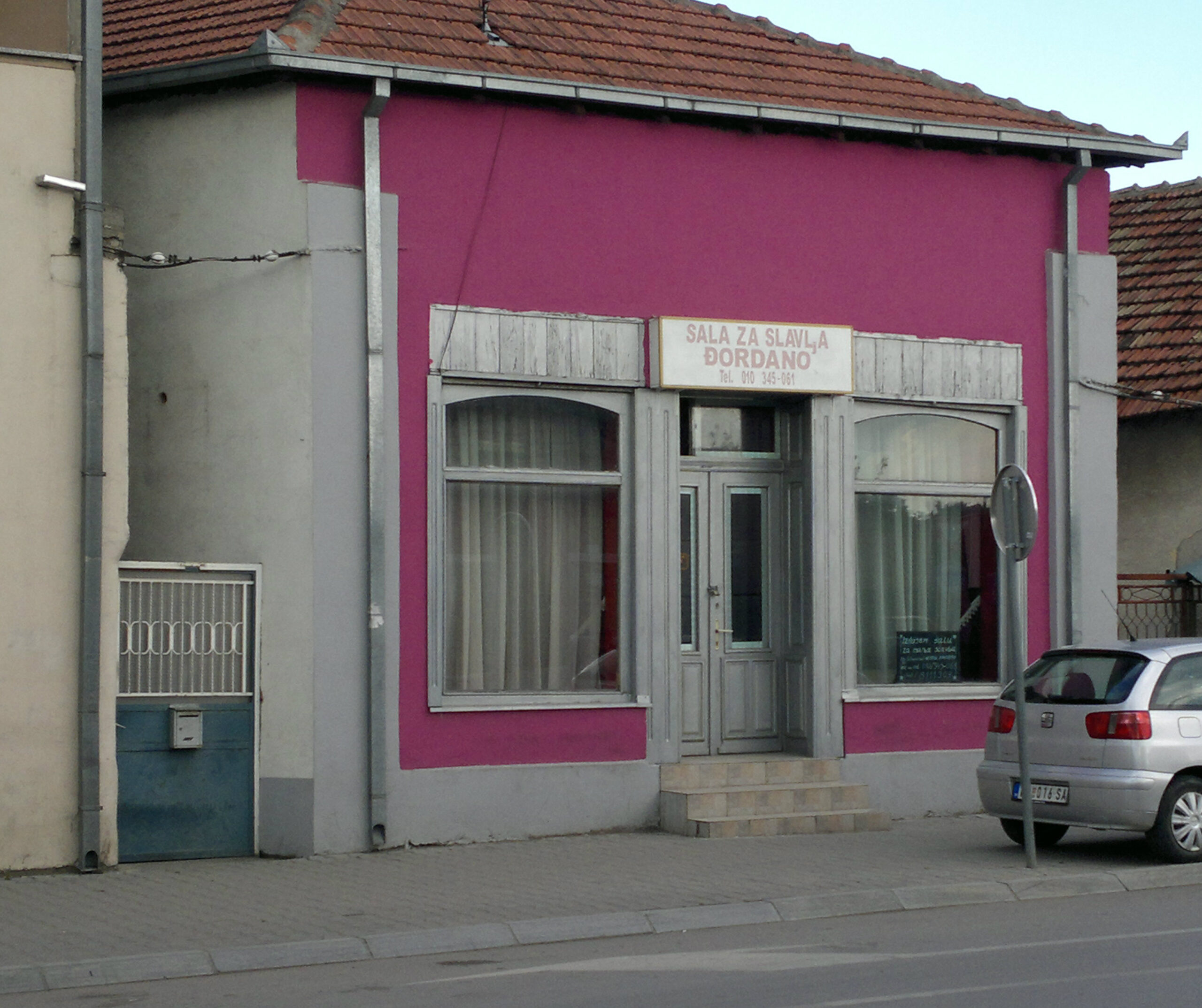 Prodajem lokal na Malom mostu povoljno