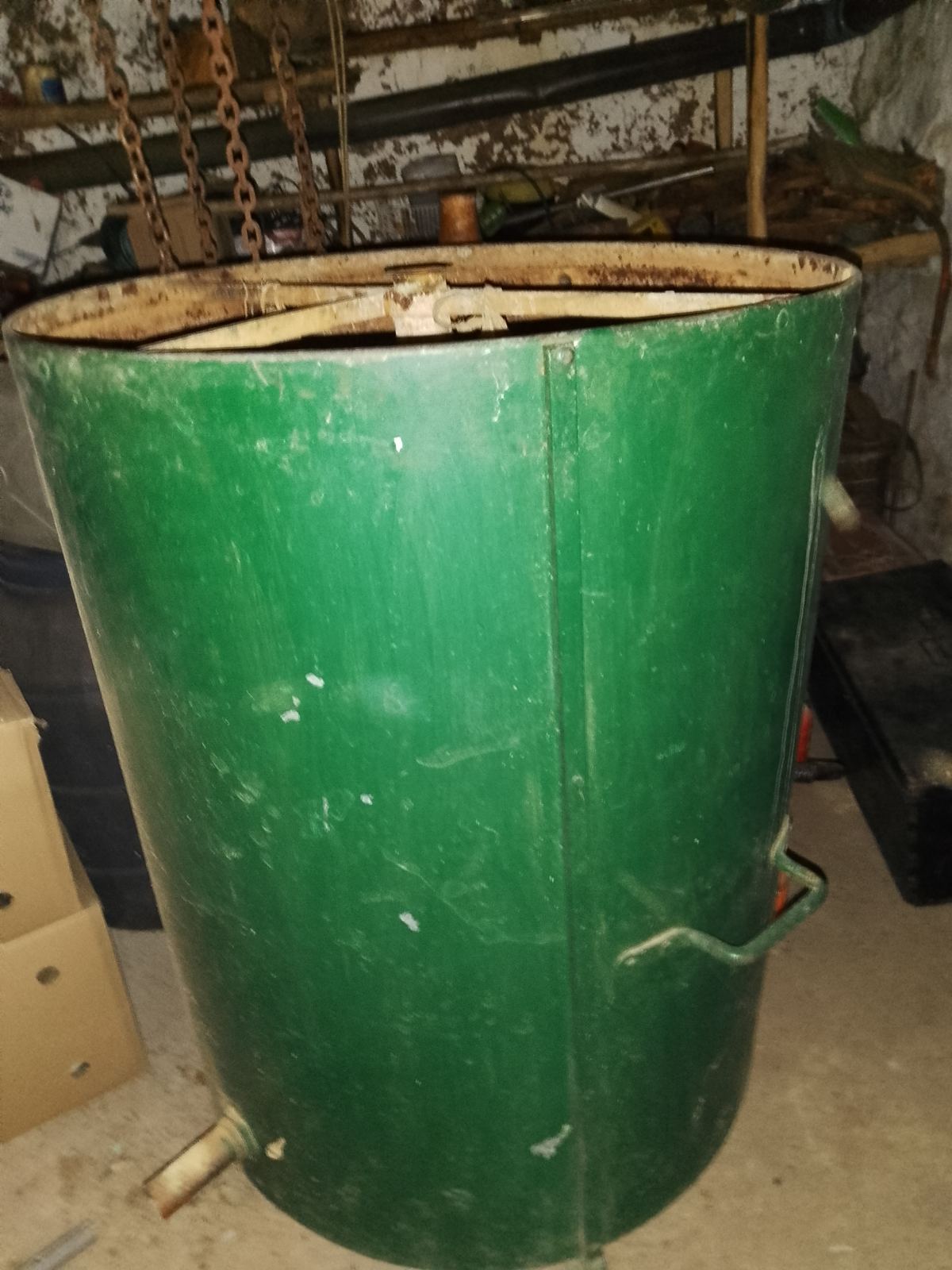 Prodajem kazan za rakiju u odlicnom stanju