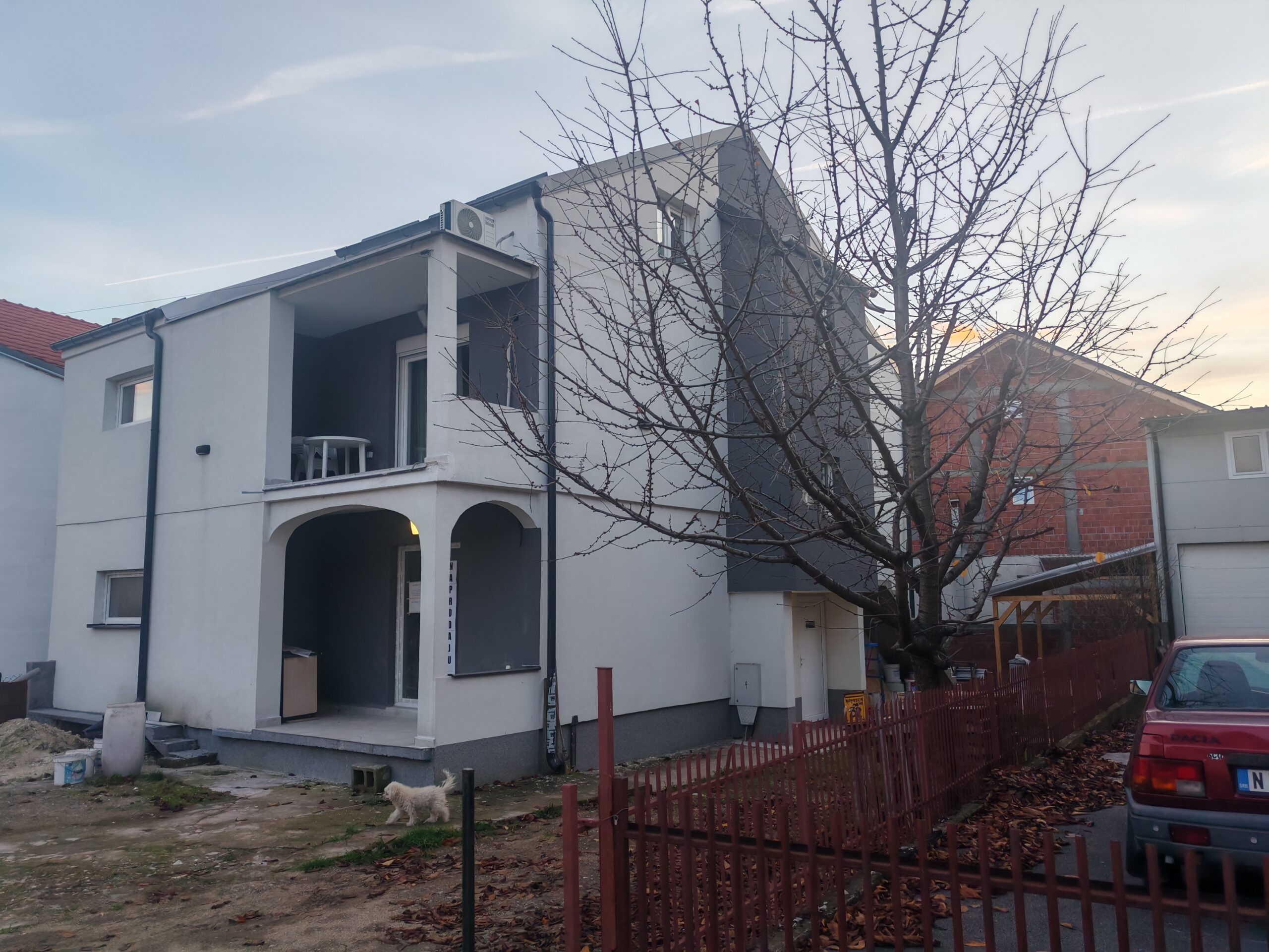 Trosoban stan u Čalije može kredit ili subvencija