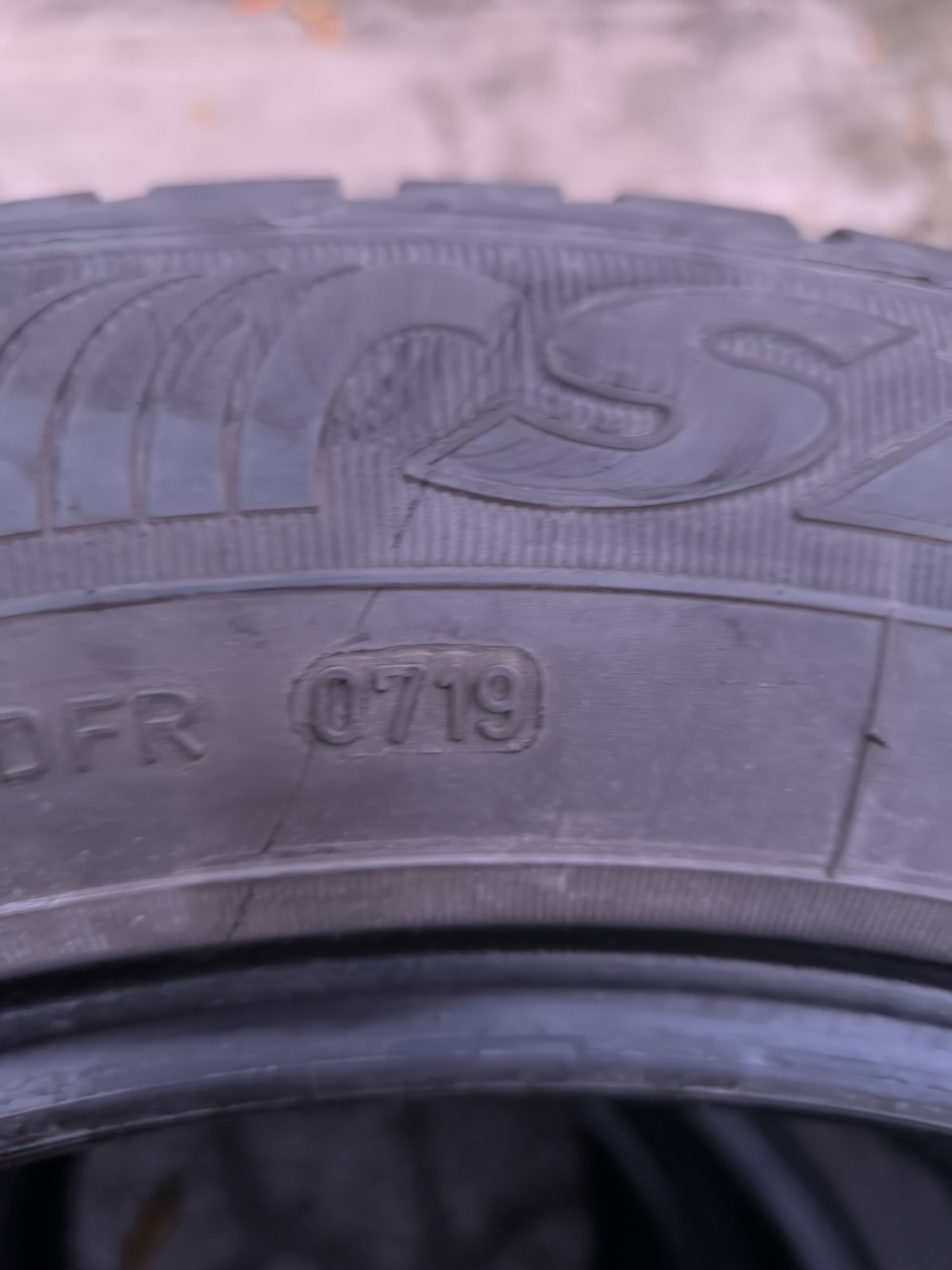 Letnje gume, polovne, SAVA 205/60 R16