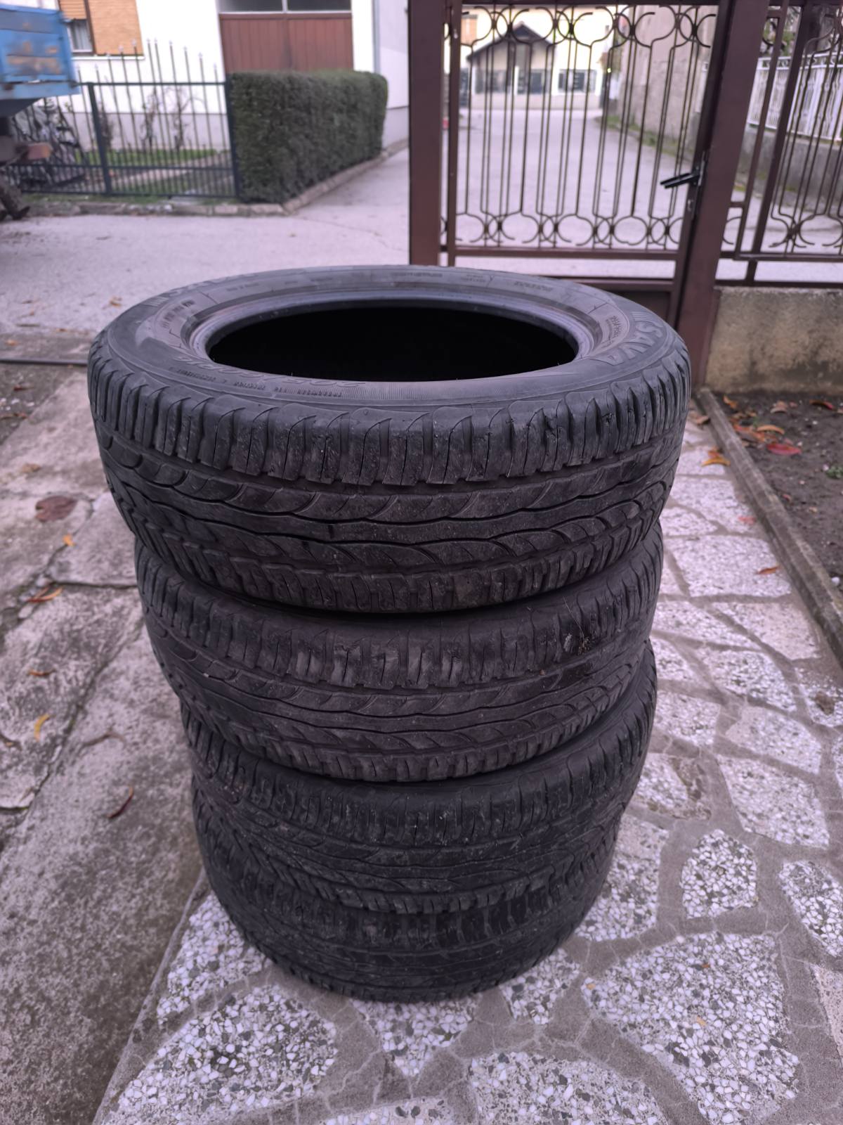 Letnje gume, polovne, SAVA 205/60 R16